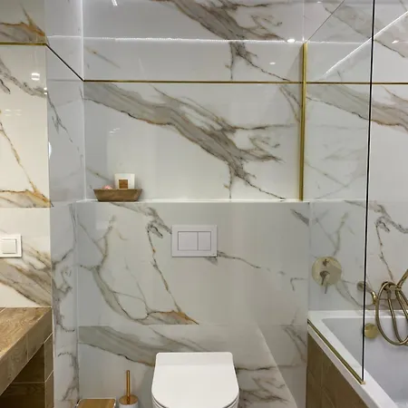 Dwupoziomowe Komfortowe Mieszkanie Krzyki Z Dwiema Lazienkami Apartment Breslau