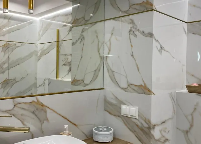 Dwupoziomowe Komfortowe Mieszkanie Krzyki Z Dwiema Lazienkami * 브로츠와프