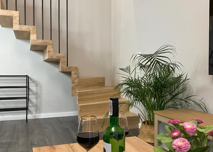 Lejlighed Dwupoziomowe Komfortowe Mieszkanie Krzyki Z Dwiema Lazienkami