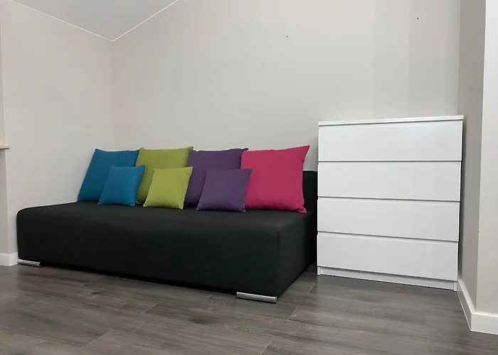 Lejlighed Dwupoziomowe Komfortowe Mieszkanie Krzyki Z Dwiema Lazienkami