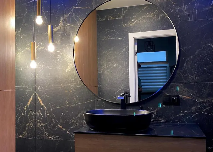 Dwupoziomowe Komfortowe Mieszkanie Krzyki Z Dwiema Lazienkami *